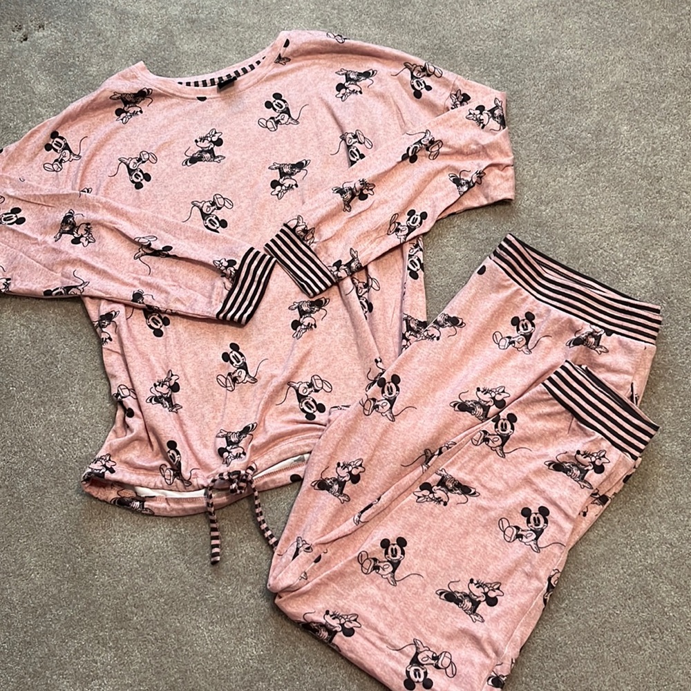 Mickey and Minnie mouse, two piece pajama set